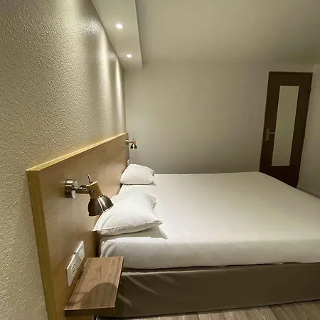 Hotel Kyriad - Trésigny