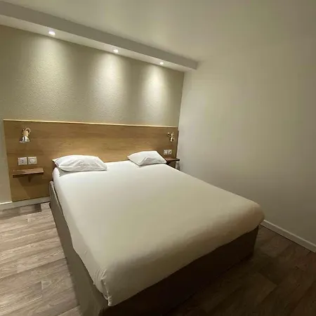 Hotel Kyriad - Trésigny