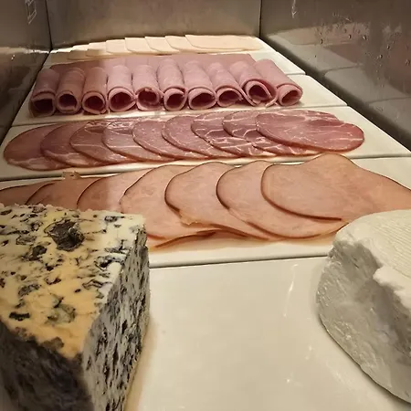 丰特奈基里亚德酒店 - 特雷西尼 酒店 丰特奈·特雷斯格尼