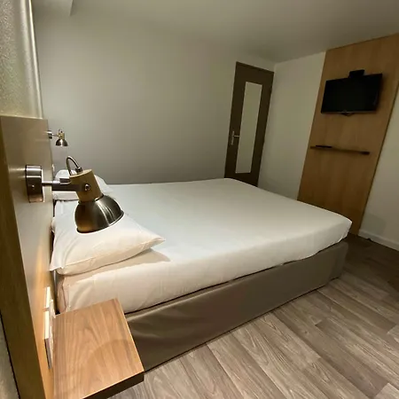 Hotel Kyriad - Trésigny Fontenay-Trésigny
